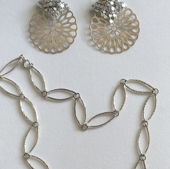 Oval link Sterling necklace with mesh earrings - Picture 3 of 5